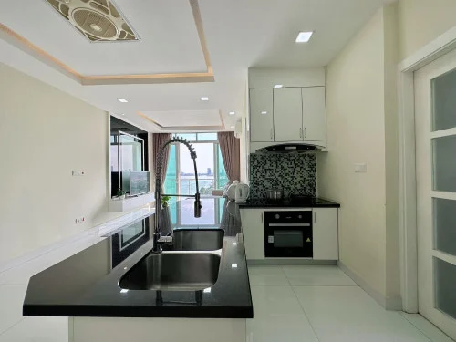 LUXERY ONE BEDROOM FOR RENT