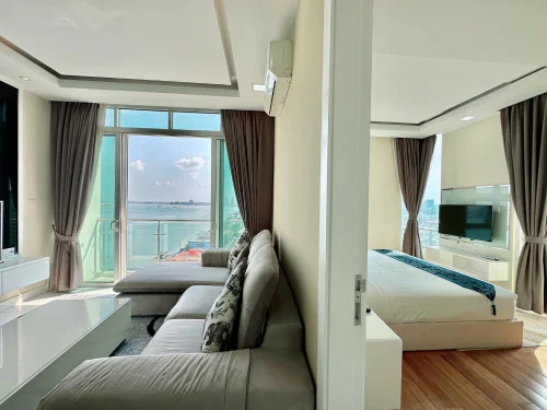 LUXERY ONE BEDROOM FOR RENT