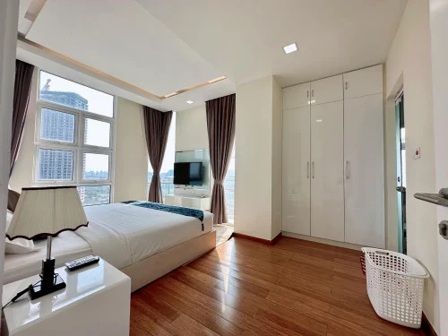 LUXERY ONE BEDROOM FOR RENT