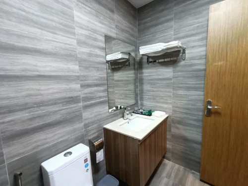 MODERN ONE BEDROOM FOR RENT