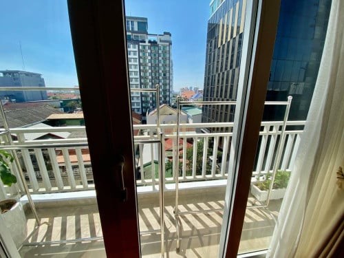 WESTERN ONE BEDROOM FOR RENT