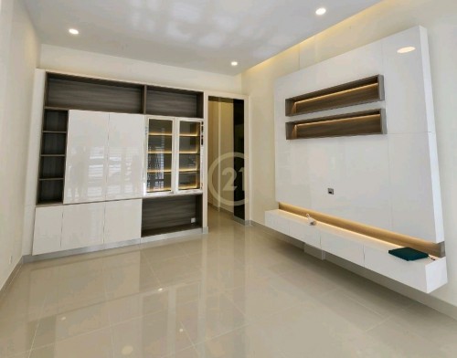 Mordern shop house for rent at Chbar Aompov