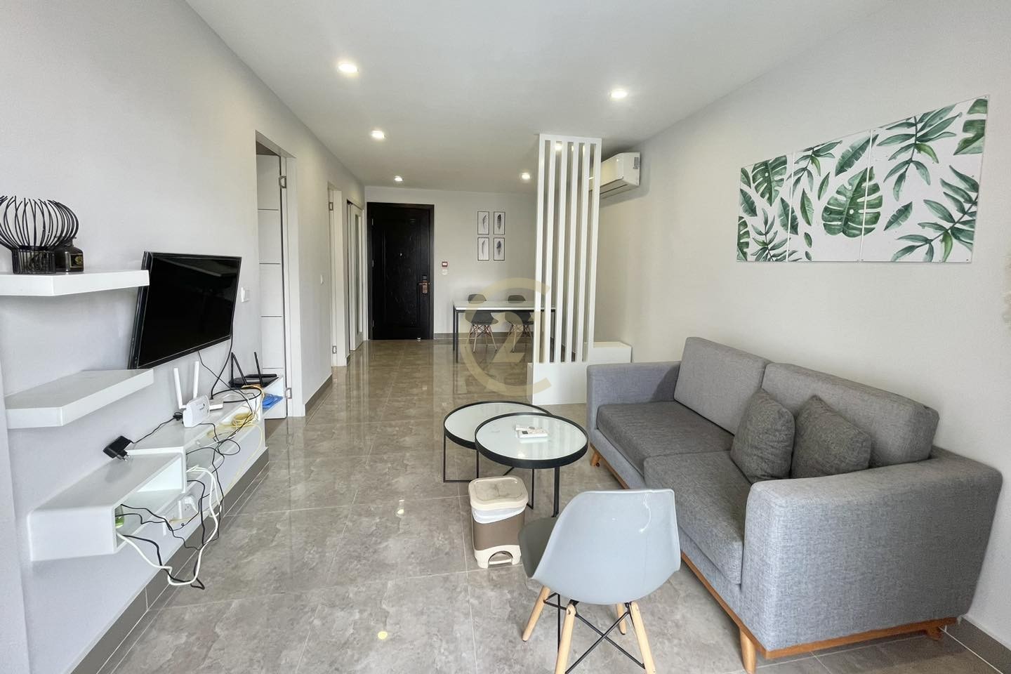 VINTAGE ONE BEDROOM FOR RENT