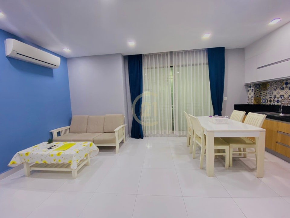 2 Bedroom For Rent At Toul Tom Pong