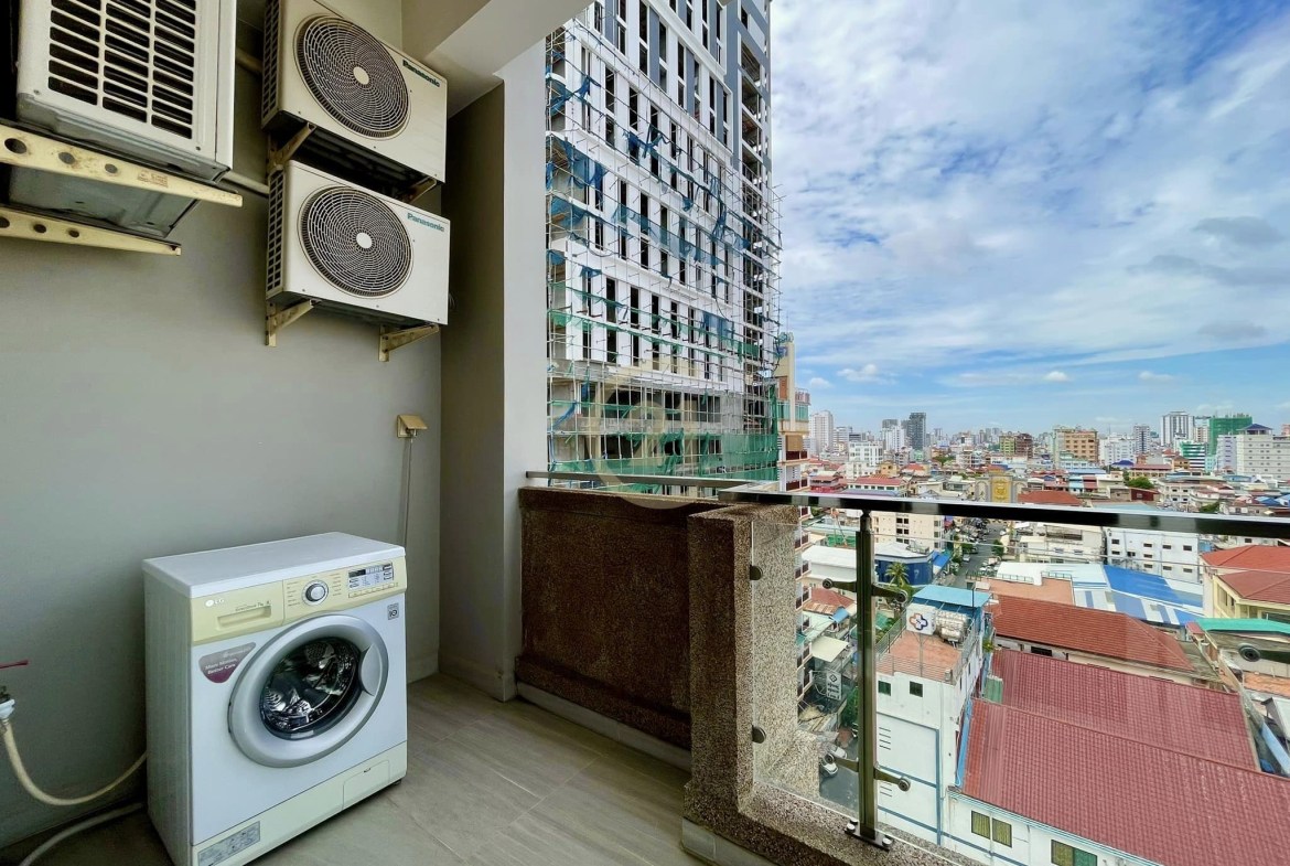 CLASSIC TWO BEDROOM FOR RENT