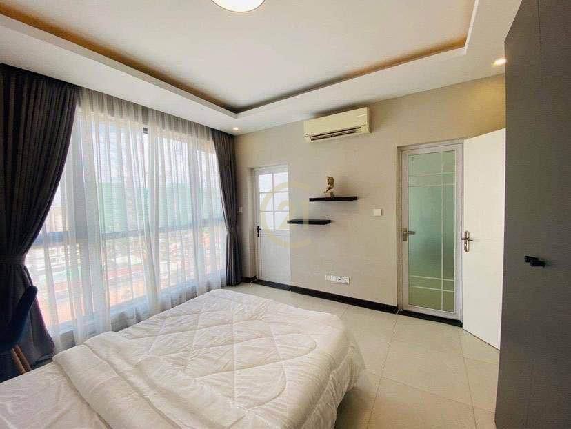 WESTERN ONE BEDROOM FOR RENT