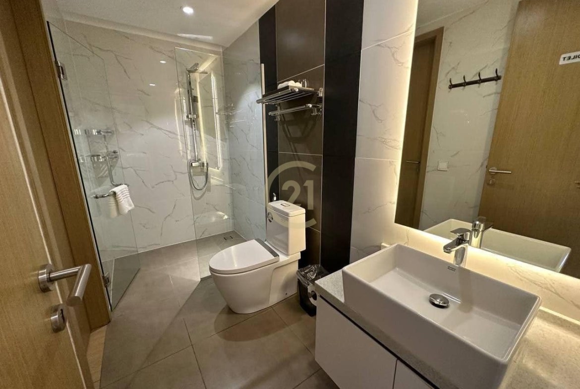 VINTAGE TWO BEDROOM FOR RENT