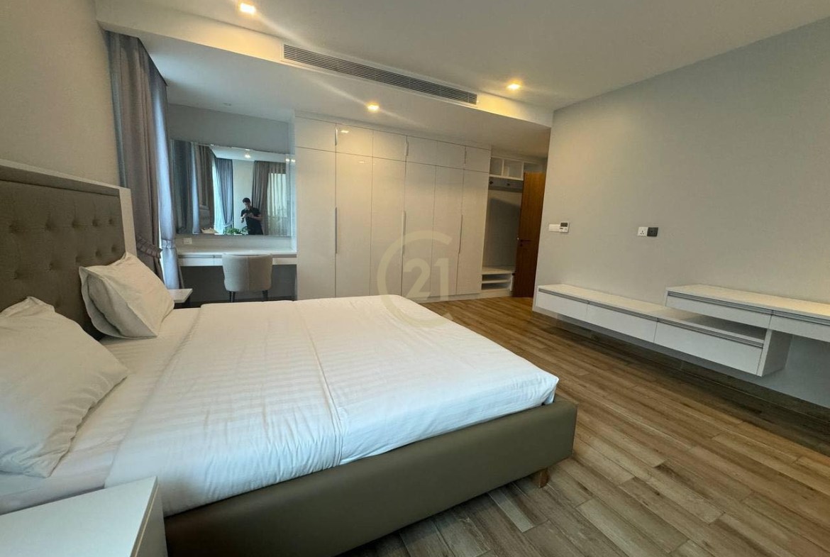 PRECIOUS TWO BEDROOM FOR RENT