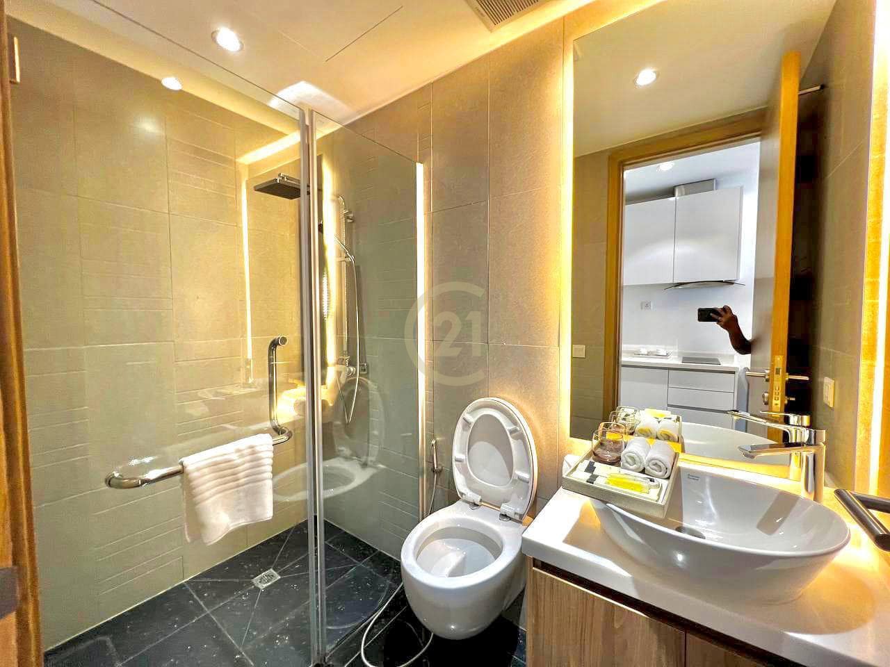 LUXERY STUDIO ROOM FOR RENT