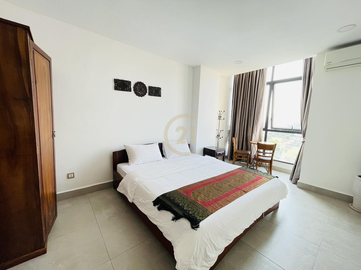 WESTERN ONE BEDROOM FOR RENT