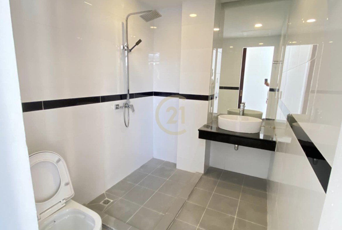 Nice One Bed Apartment for rent at Russian Market