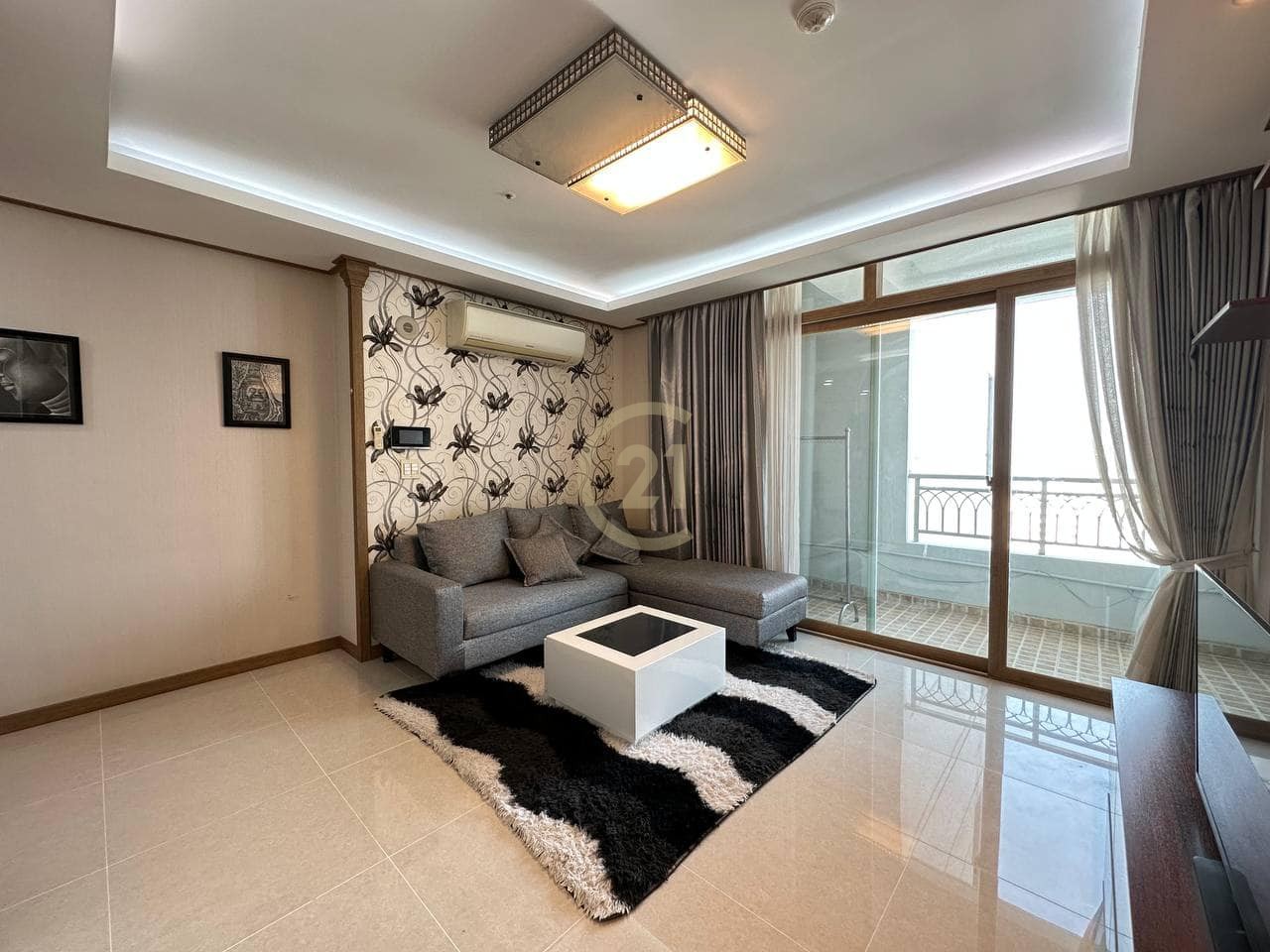 435005244_2189055518100545_7800202697577624160_n Spacious One Bedroom for rent at BKK1