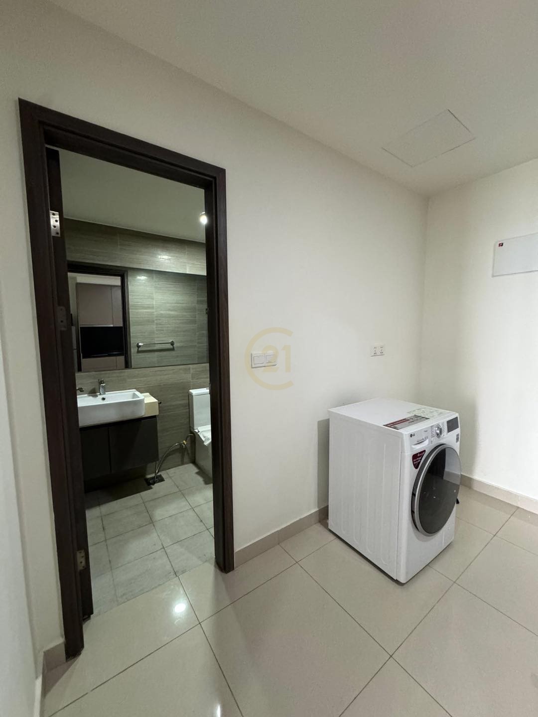 436283653_122102710796317968_3408198116086835205_n Studio Room For Rent At Tonle Bassac