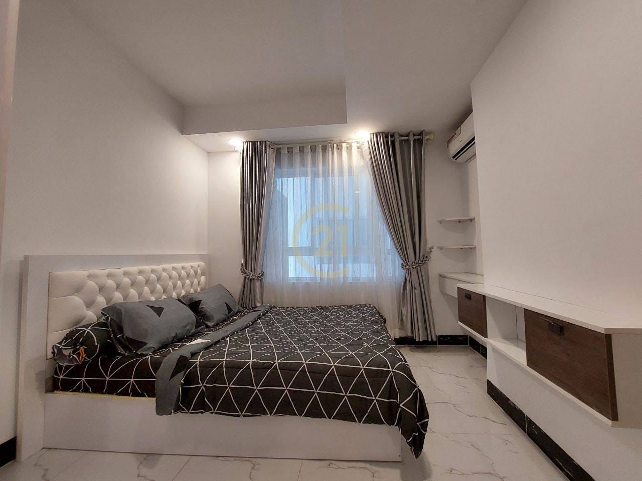 1 Bedroom Available for rent at Boeng TomPun