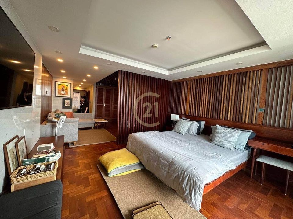WESTERN ONE BEDROOM FOR RENT