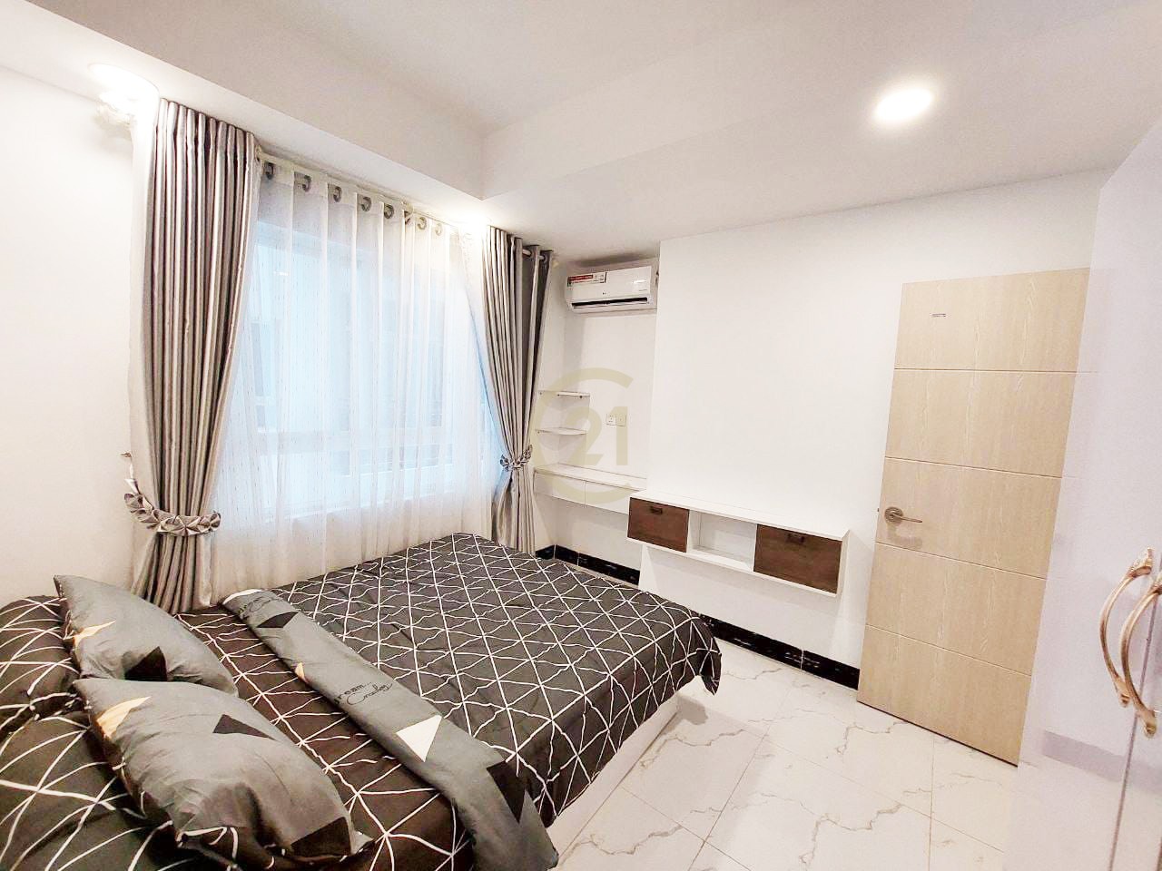 1 Bedroom Available for rent at Boeng TomPun