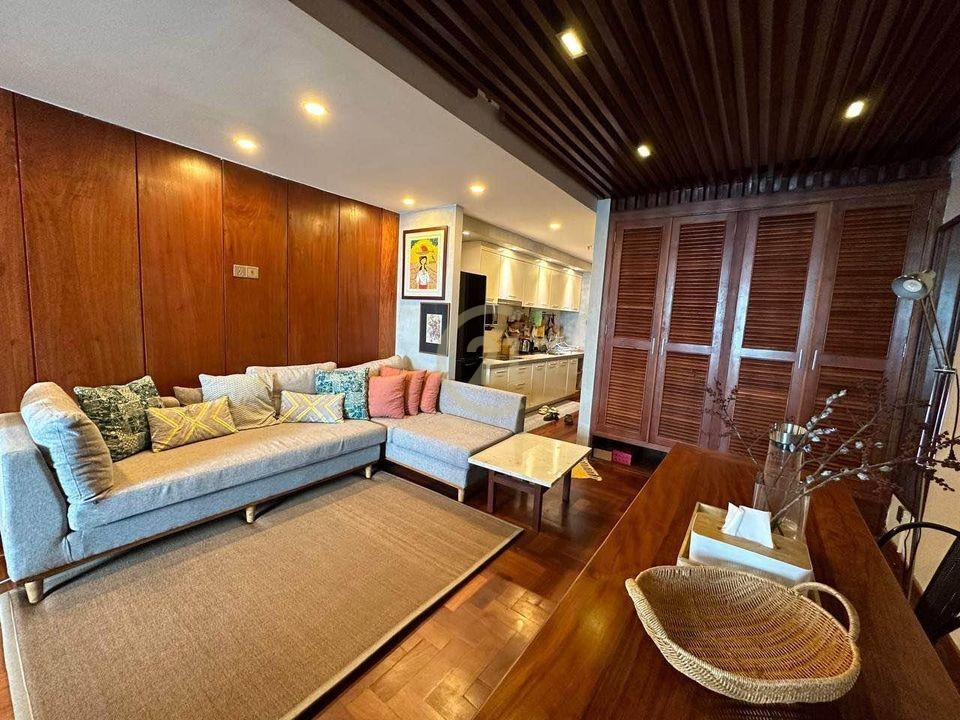 WESTERN ONE BEDROOM FOR RENT