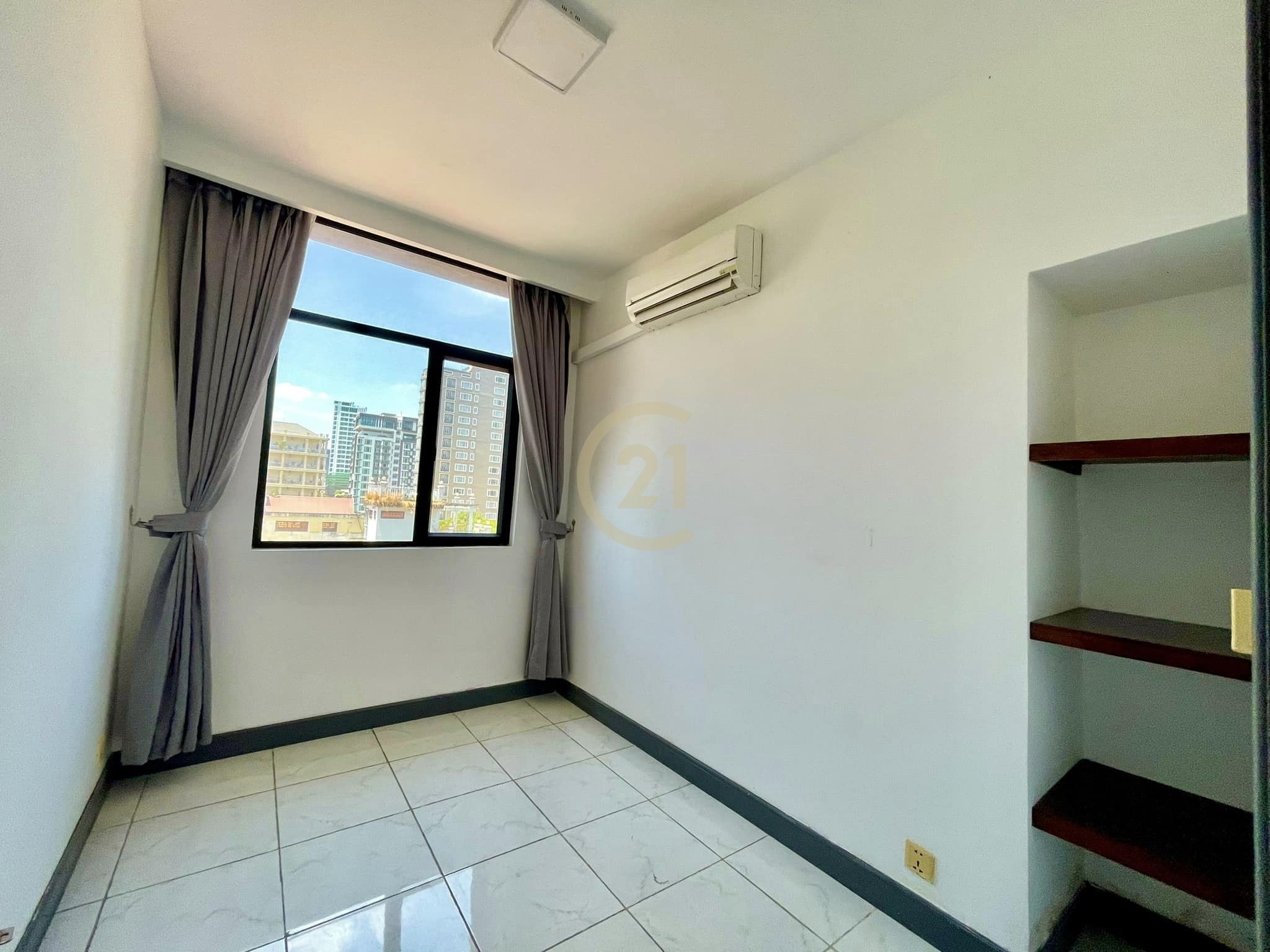 LUXERY TWO BEDROOM FOR RENT