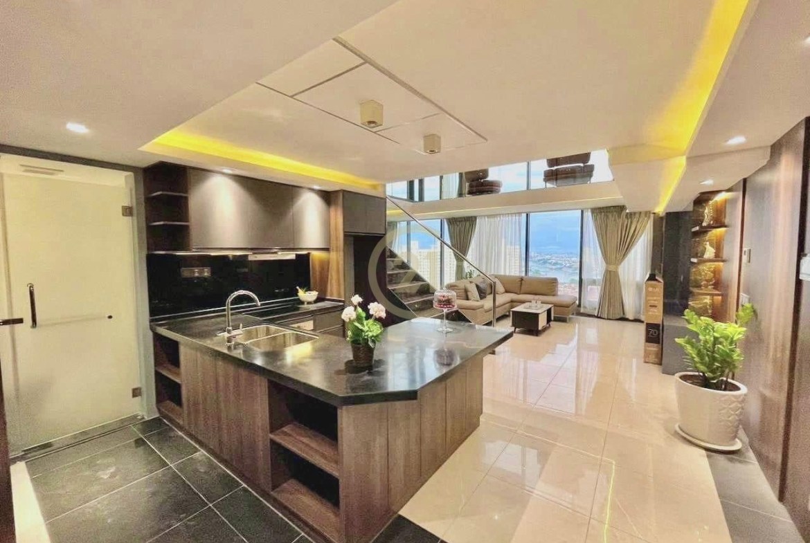 LUXERY PENTHOUSE FOR RENT