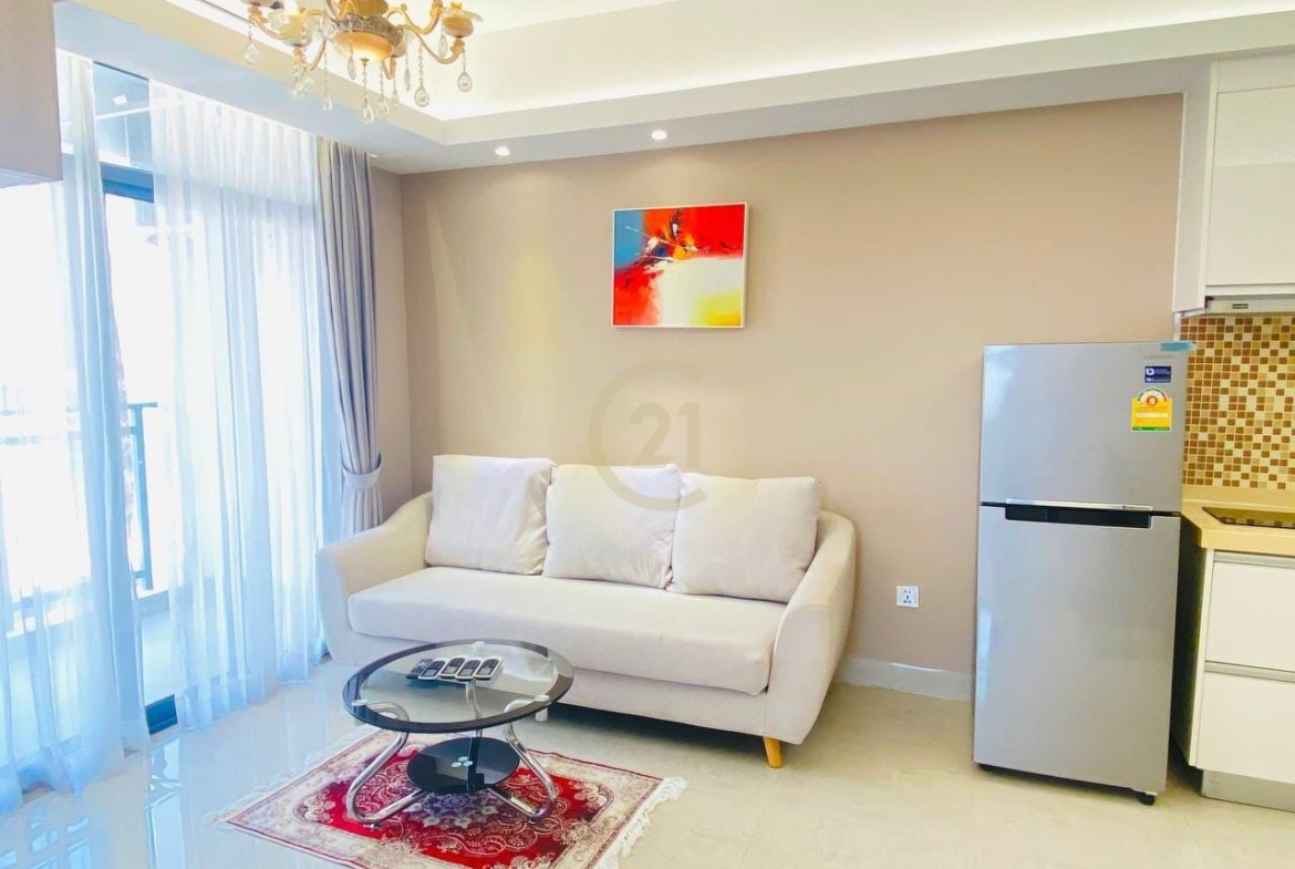Modern 3 Bed Apartment for rent at BKK1