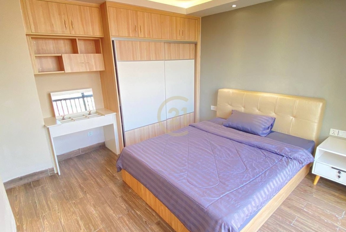 Modern 3 Bed Apartment for rent at BKK1