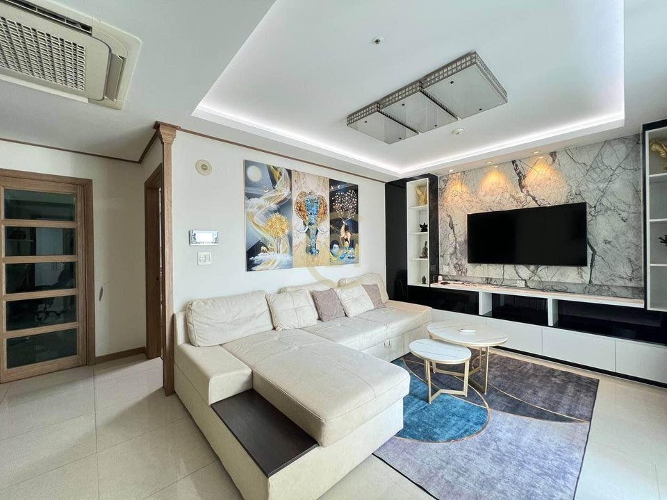 LUXERY TWO BEDROOM FOR RENT