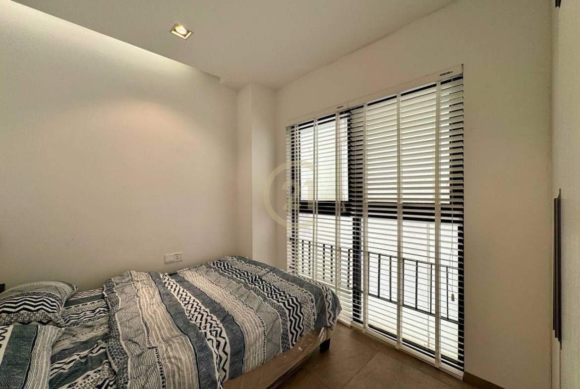 2 Bedroom Apartment For Rent At Chak Angrae Leu