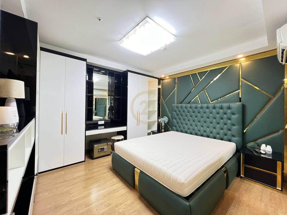 LUXERY TWO BEDROOM FOR RENT