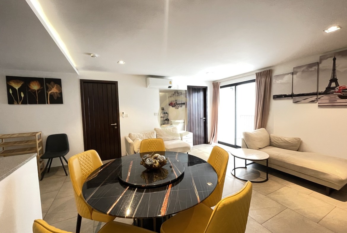 2 Bedroom Apartment For Rent At Chak Angrae Leu