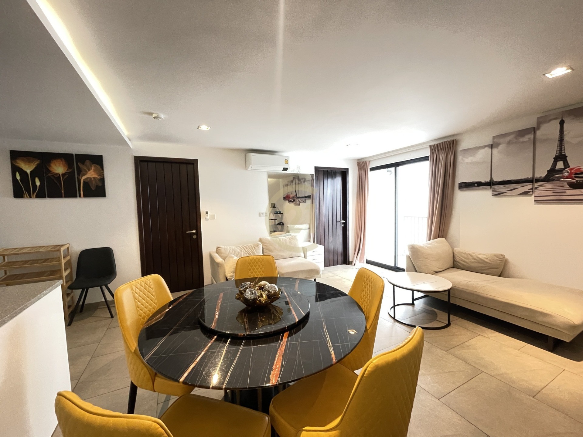 438242905_122098397108302372_2586399944677777075_n 2 Bedroom Apartment For Rent At Chak Angrae Leu
