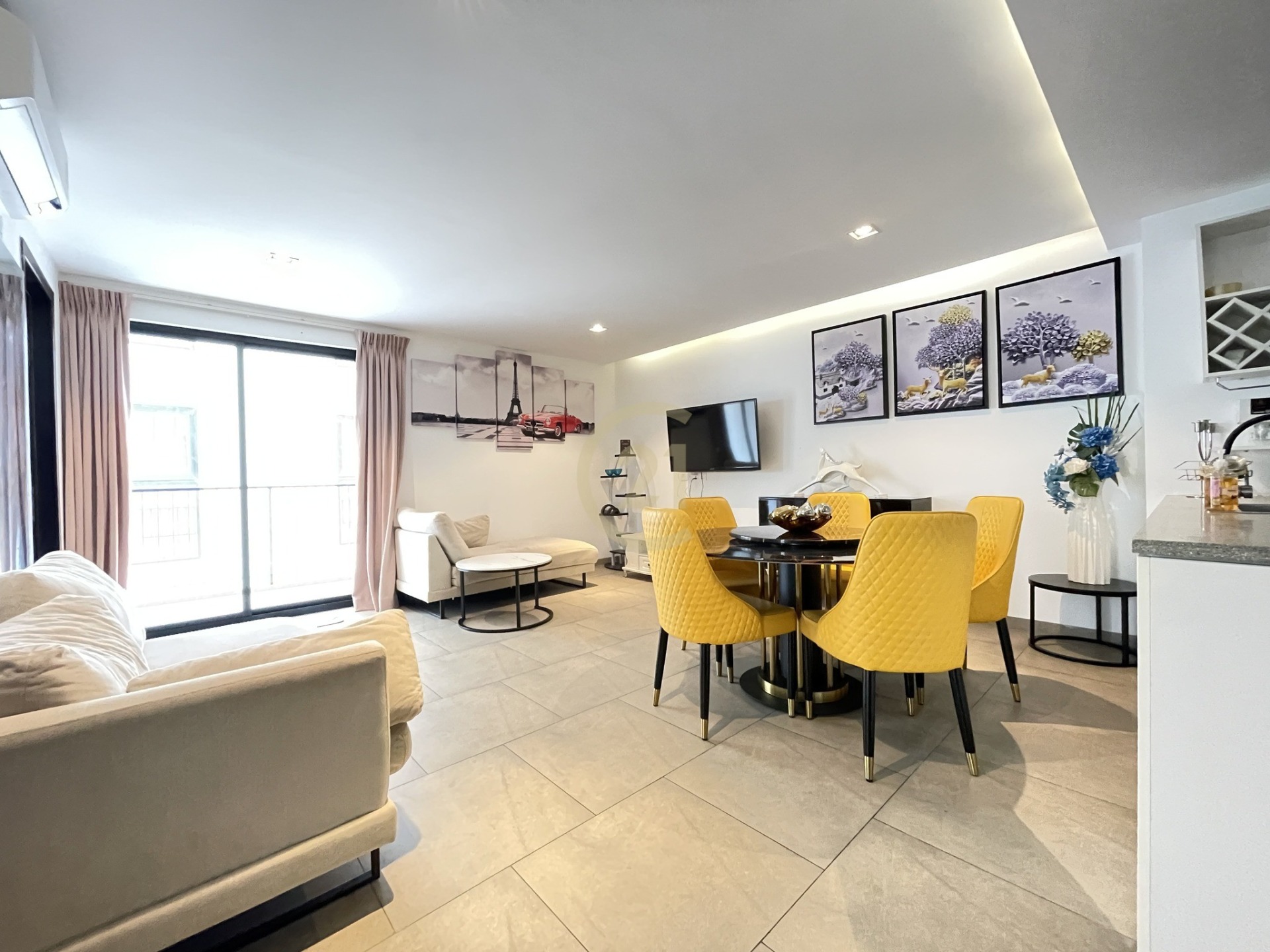 438254759_122098396904302372_7281013383299042943_n 2 Bedroom Apartment For Rent At Chak Angrae Leu