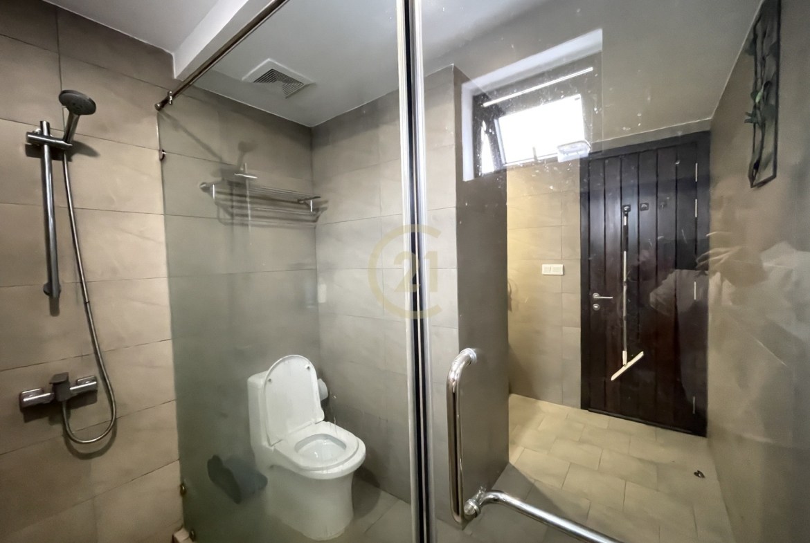2 Bedroom Apartment For Rent At Chak Angrae Leu