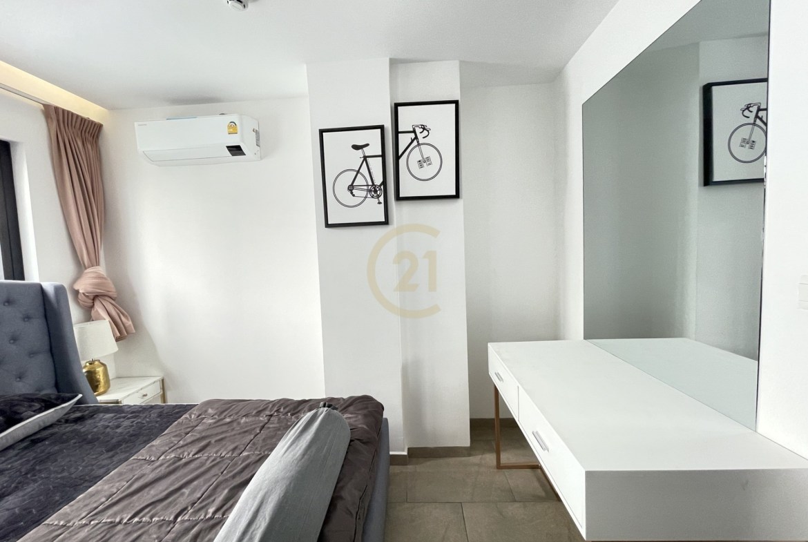 2 Bedroom Apartment For Rent At Chak Angrae Leu