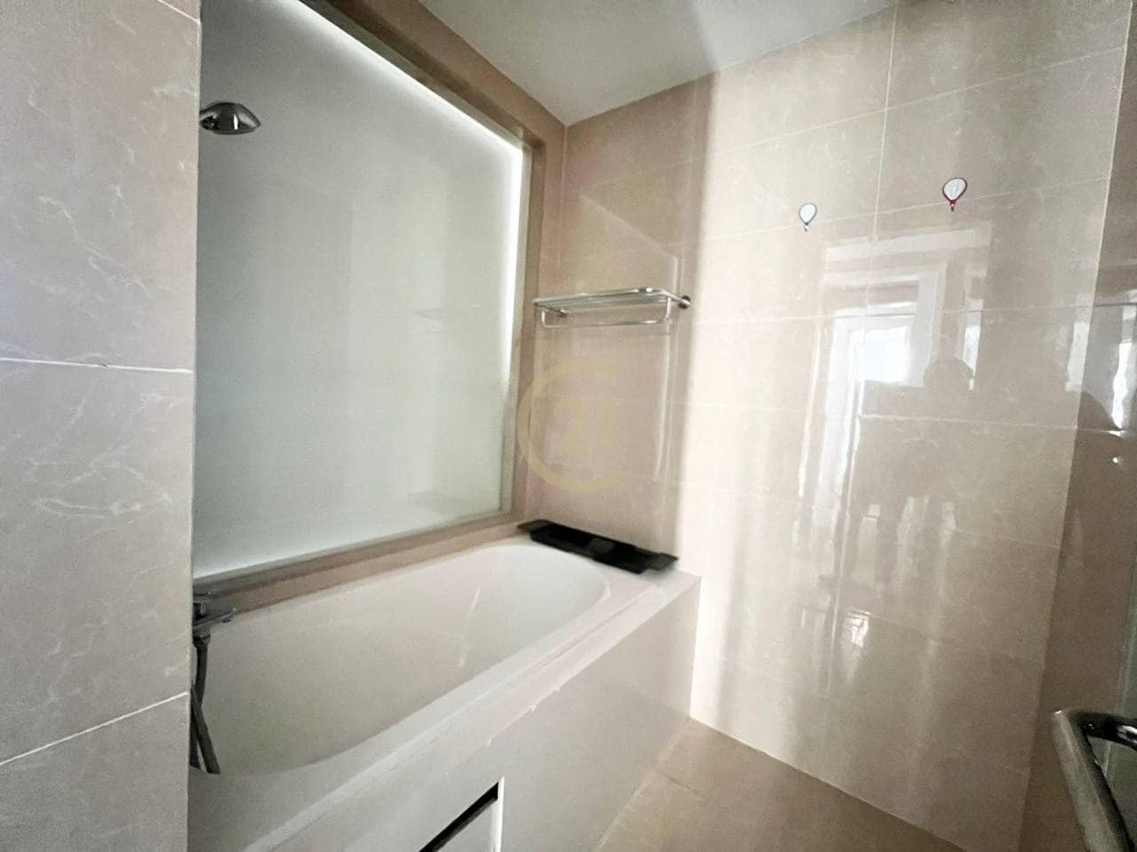 MODERN ONE BEDROOM FOR RENT