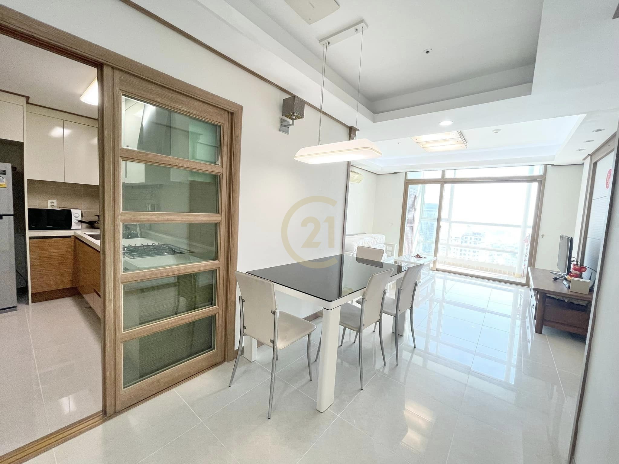 MODERN TWO BEDROOM FOR RENT