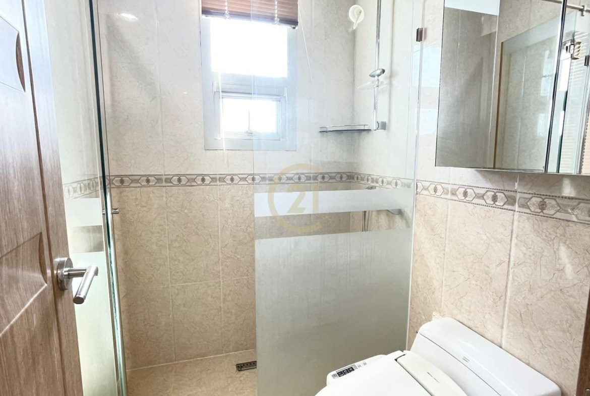 MODERN TWO BEDROOM FOR RENT