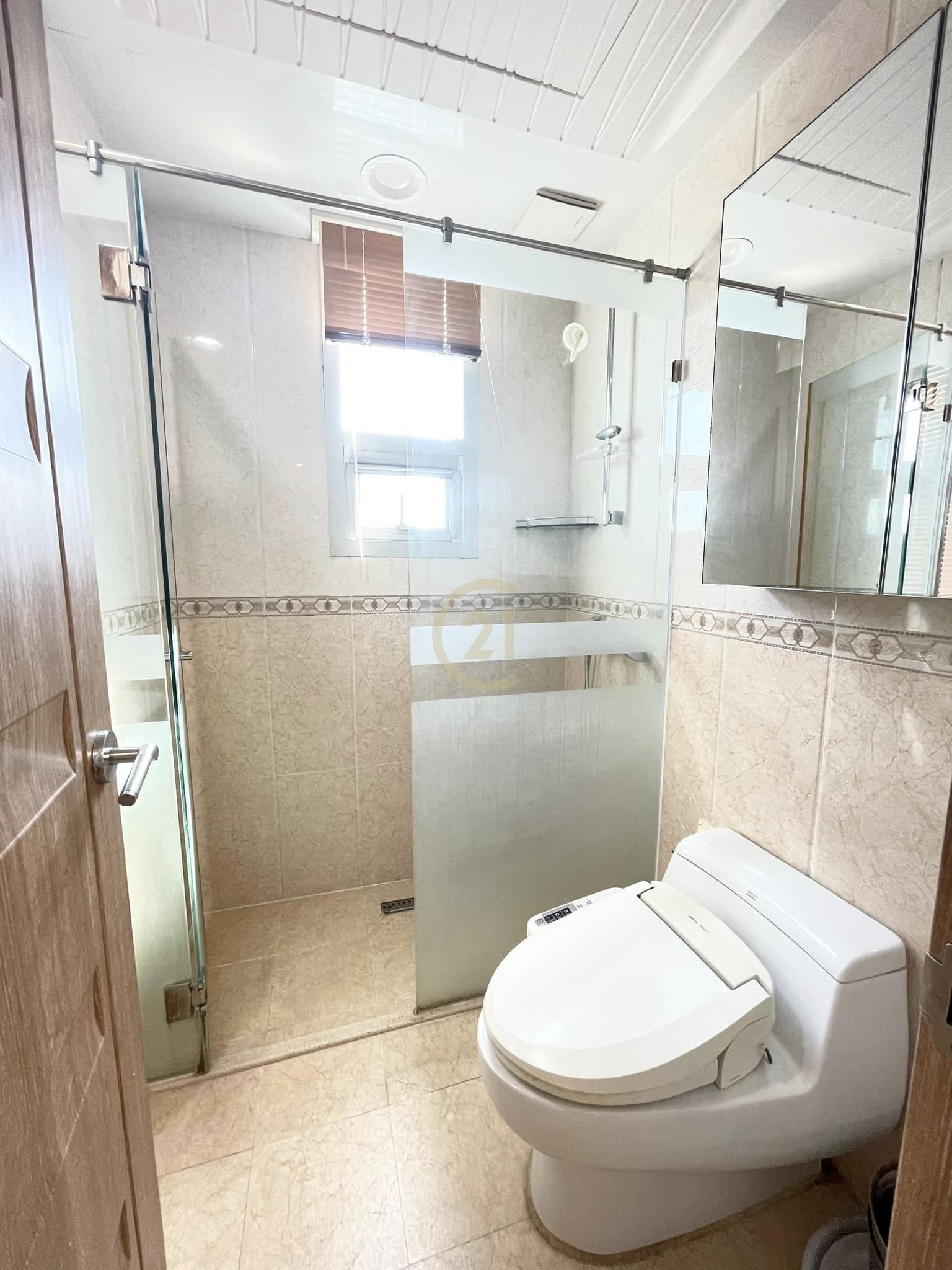 MODERN TWO BEDROOM FOR RENT