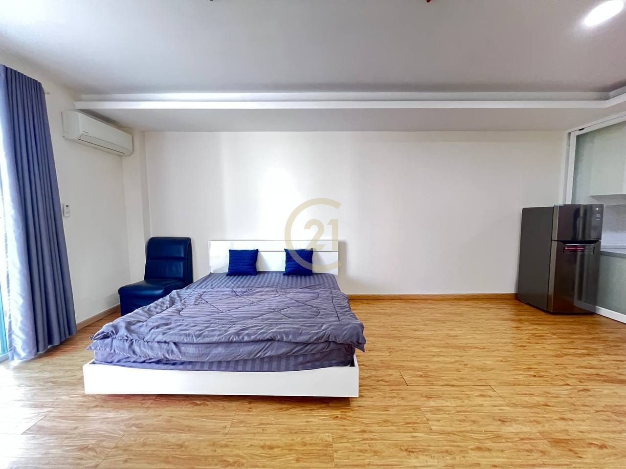 Studio Apartment for rent At 7 Makara