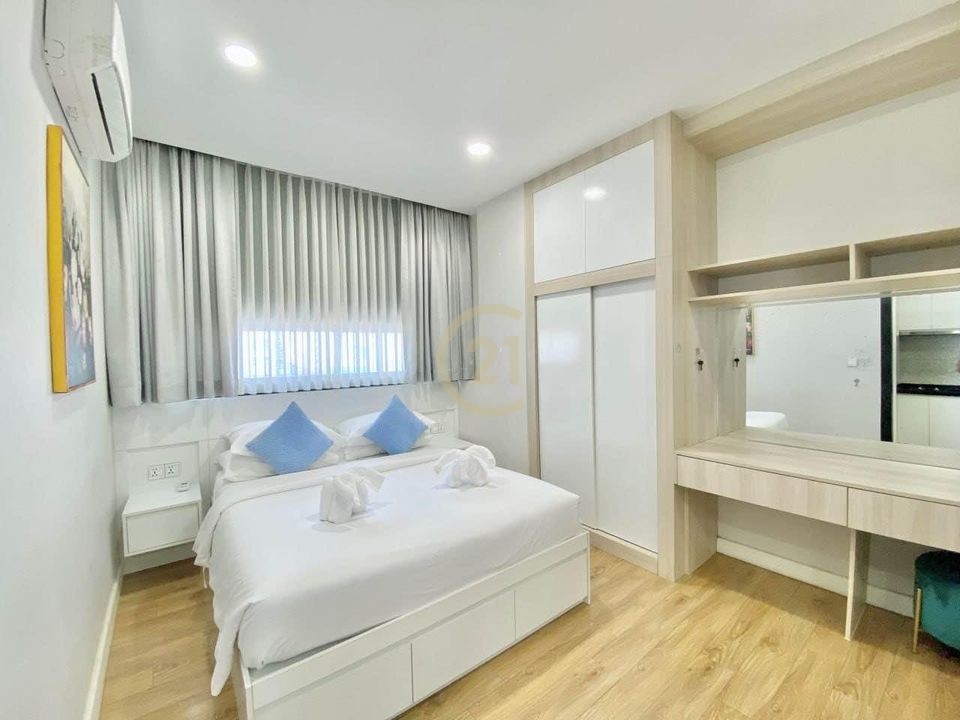 Brand new 01BR for rent at BKK1