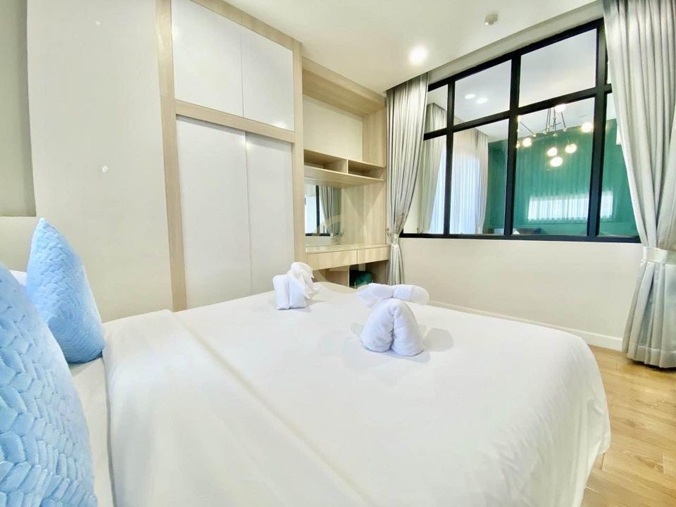 Brand new 01BR for rent at BKK1