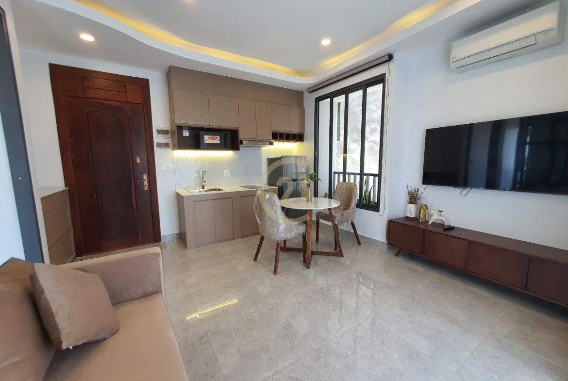 Modern 1 Bed Apartment for rent at Tonle Bassac