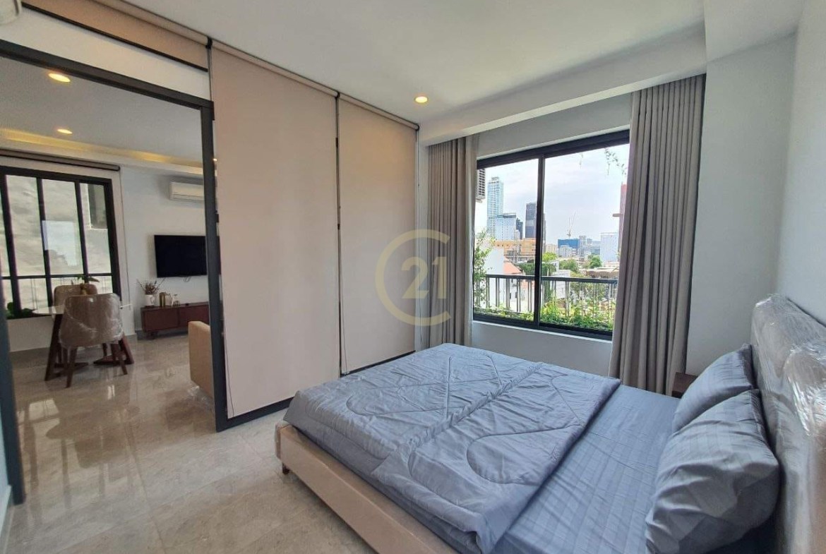 Modern 1 Bed Apartment for rent at Tonle Bassac