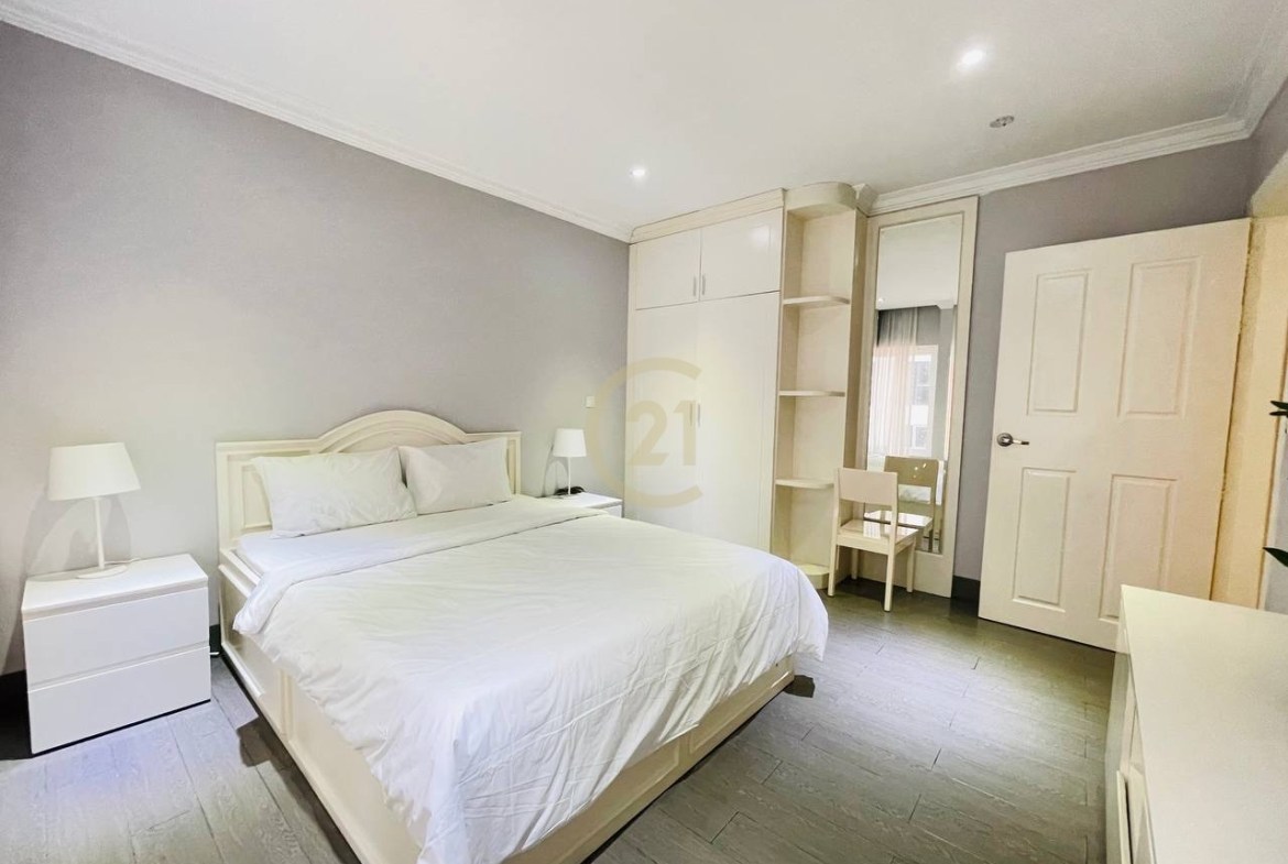 VINTAGE TWO BEDROOM FOR RENT