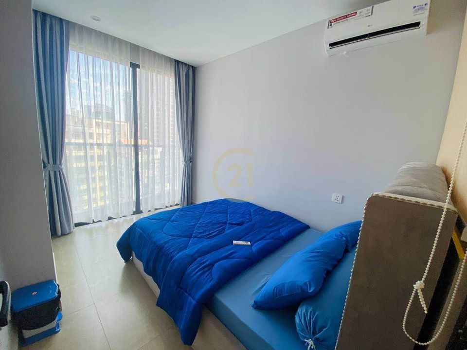 VINTAGE TWO BEDROOM FOR RENT