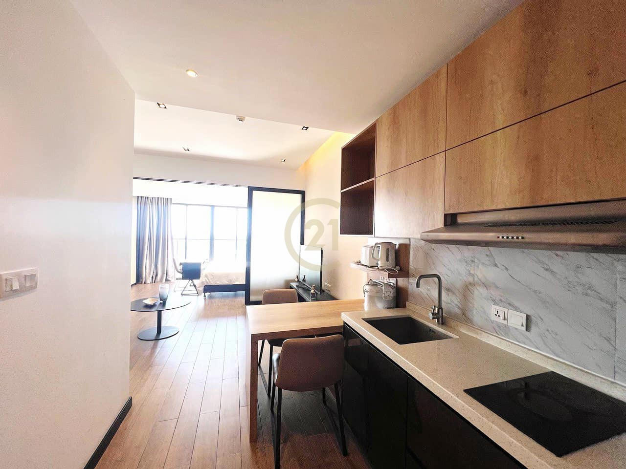 VINTAGE ONE BEDROOM FOR RENT