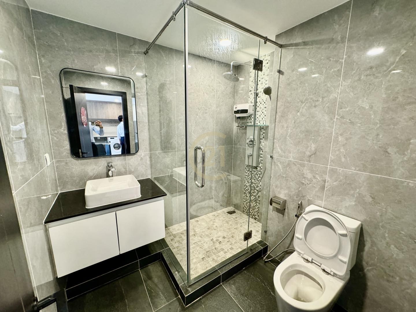 NICE TWO BEDROOM FOR RENT
