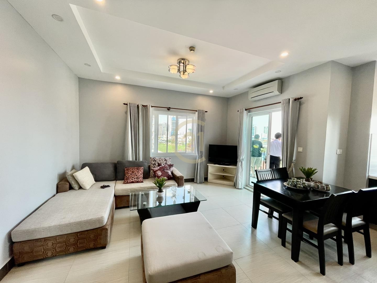 MODERN ONE BEDROOM FOR RENT