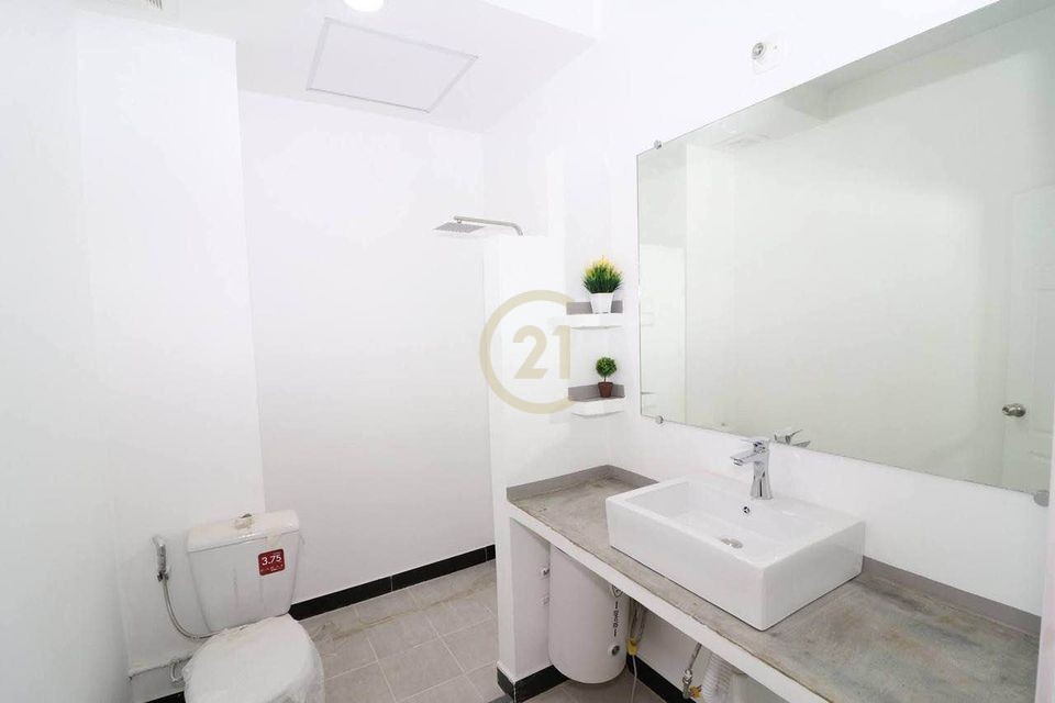 441053108_420795230802237_6517841164566410328_n Brand new 01BR for Rent at Tonle Bassac