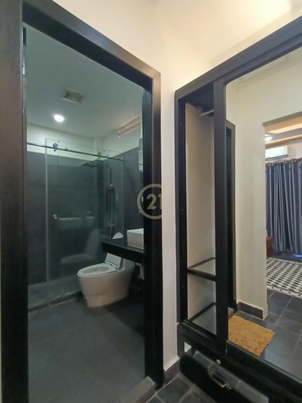 WESTERN ONE BEDROOM FOR RENT