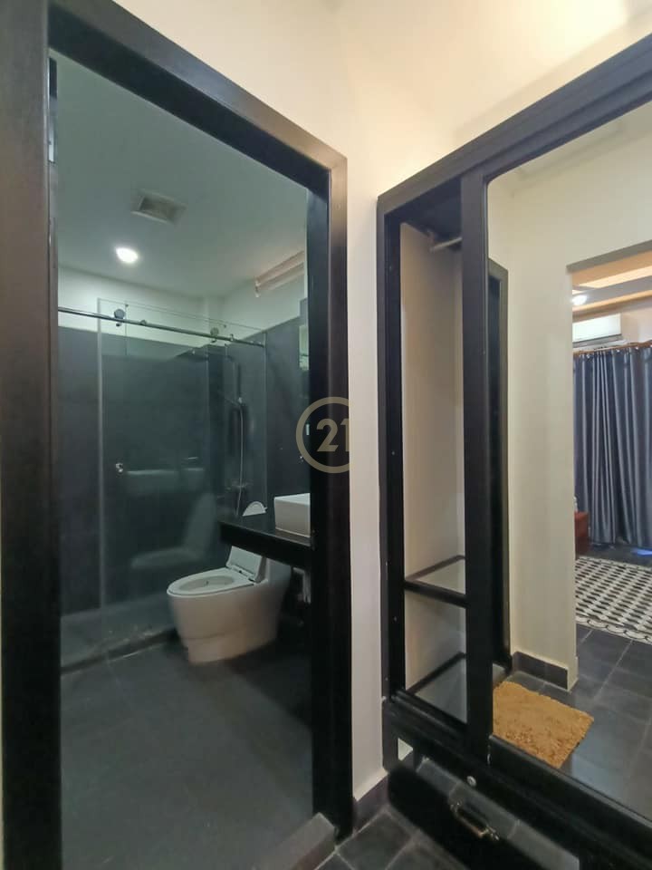 WESTERN ONE BEDROOM FOR RENT